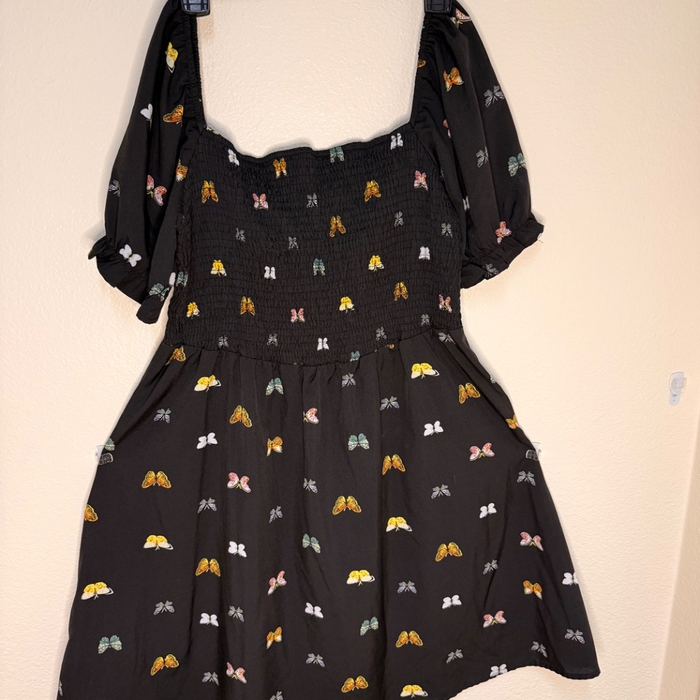 SHEIN Curve Butterfly Print Smock Fit & Flare Puff Sleeve Dress 1XL Black Women - Picture 3 of 7